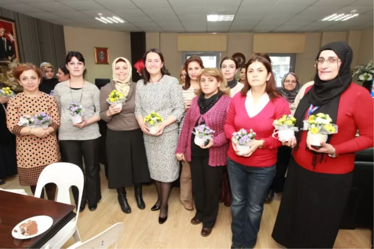 Gebze Kadın Personelini Unutmadı