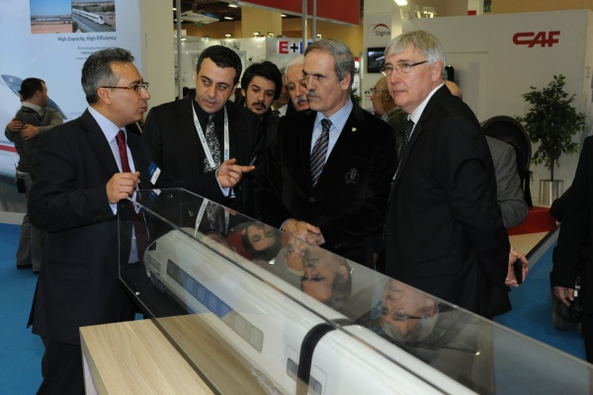 İpekböceği, Eurasıa 2013´Ün Gözbebeği