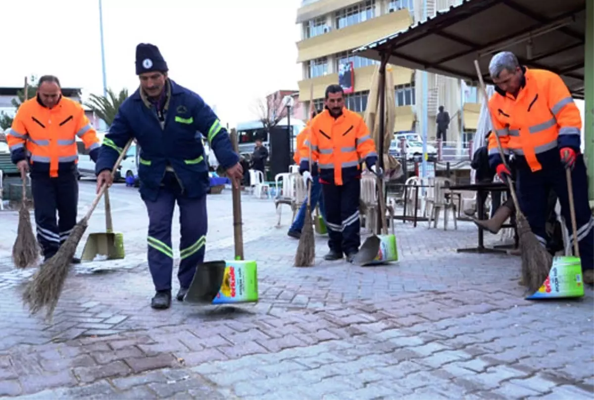 Kemalpaşa\'da Temizlik Seferberliği