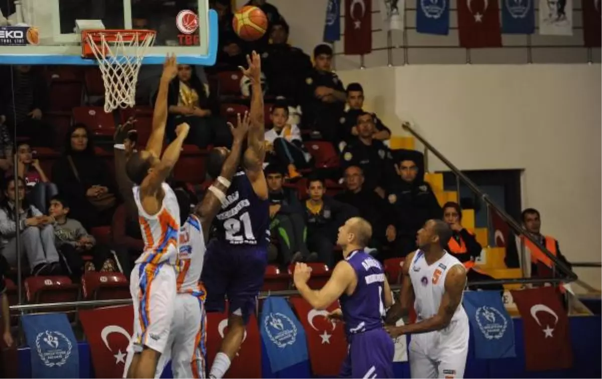 Mersin Büyükşehir Belediyespor - Hacettepe Üniversitesi: 89-69