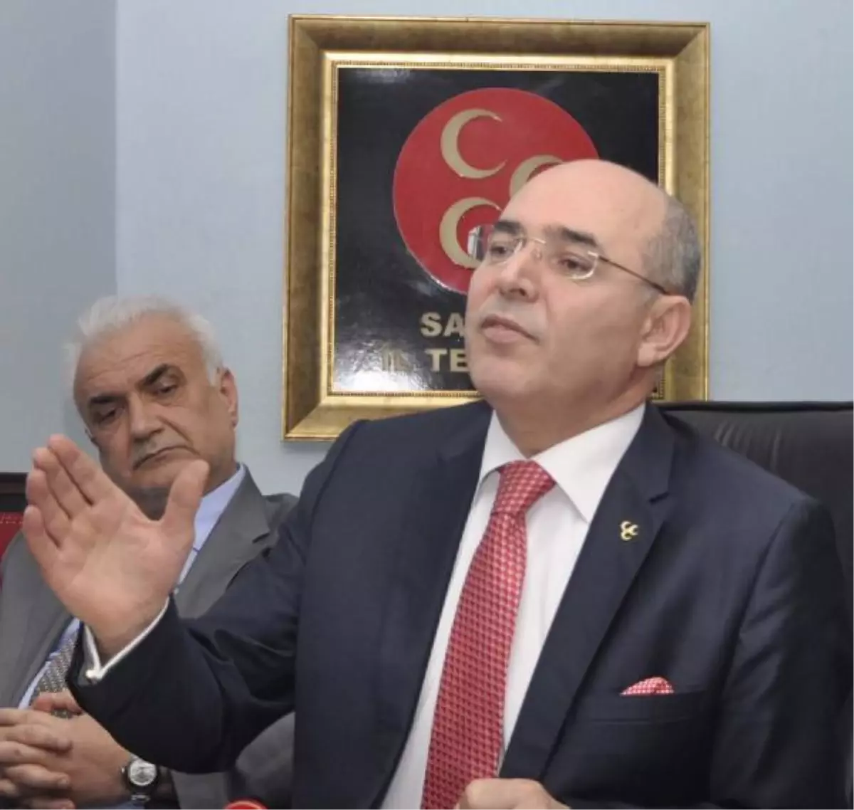 MHP\'li Karakaya: Devletin Kolektif Bir Hak Vermesi Söz Konusu Değildir