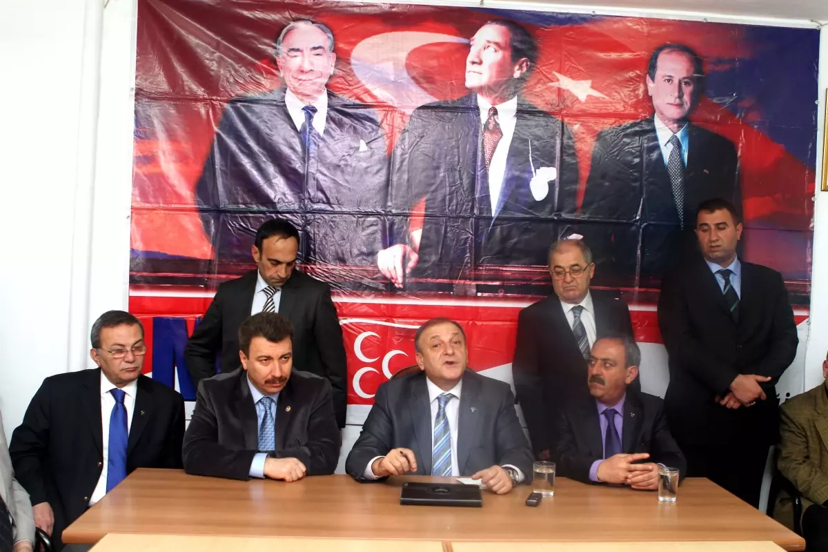 MHP\'li Vural\'dan CHP ve AK Parti\'ye Suriye Uyarısı