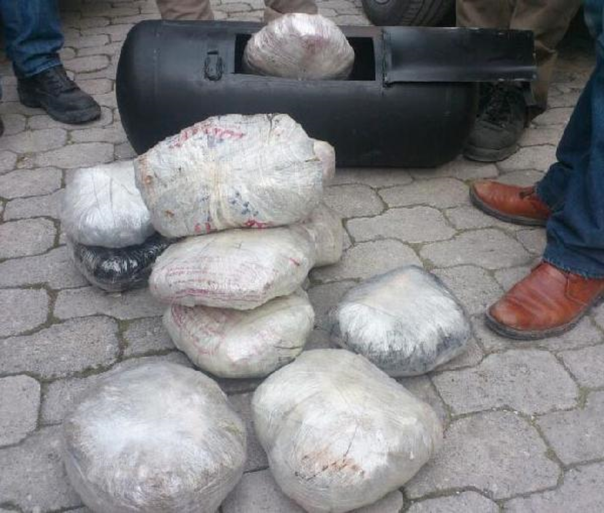 Lpg Tankından 10 Kilo Esrar Çıktı