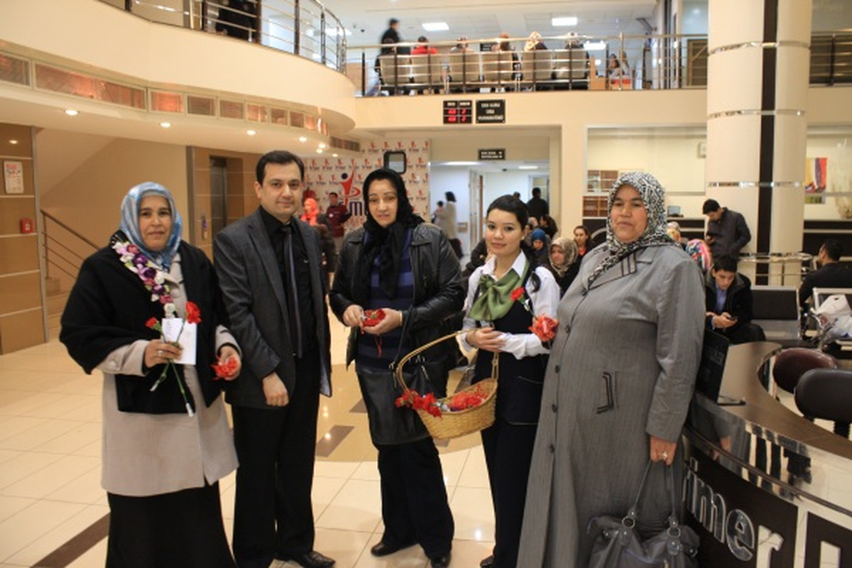 Primer Hastanesi\'nden Kadınlara Büyük Jest