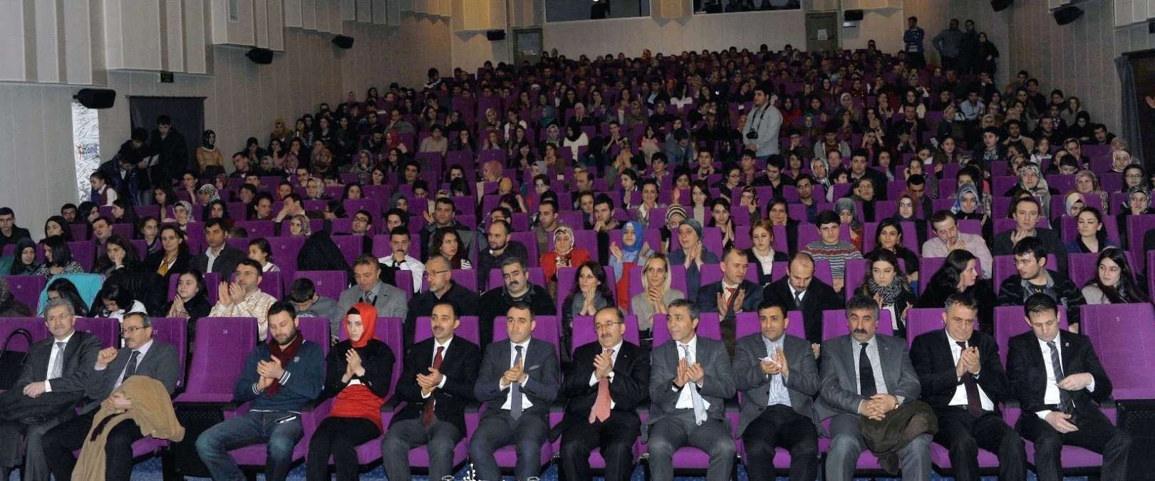 Trabzon Belediyesi\'dnen Tiyatro Oyunu