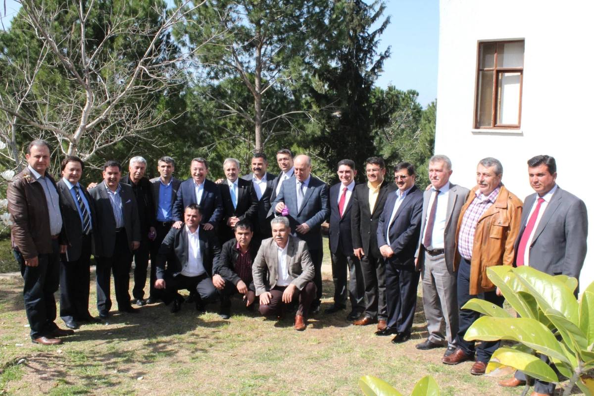 AK Parti\'li Belediye Başkanları Sarıçam\'da Toplandı
