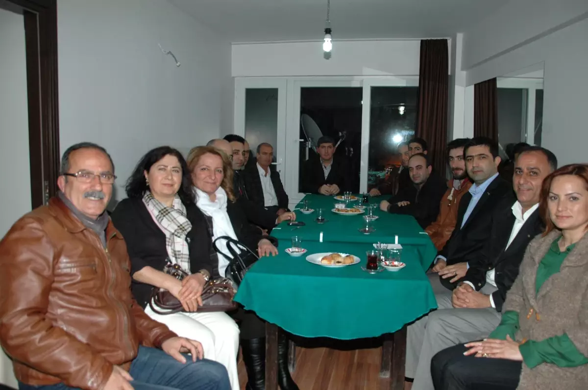 Belediye Meclis Üyesi Ömer Günel Alevi Kültür Derneği\'ni Ziyaret Etti