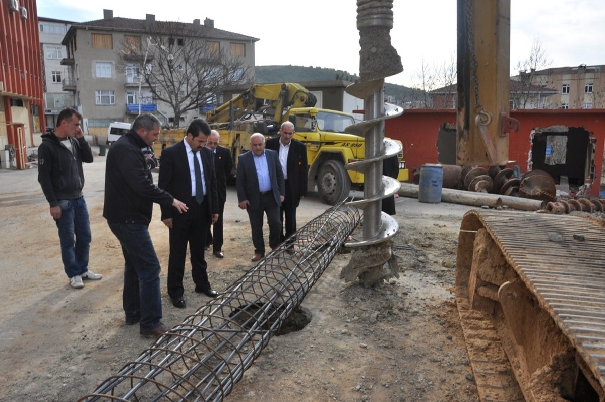 Dilovası\'nda Kültür Merkezi Çalışmaları Başladı