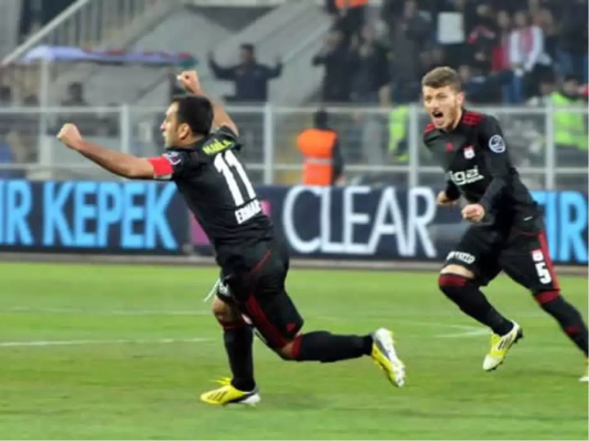 Erman Sivas\'a Nefes Aldırdı
