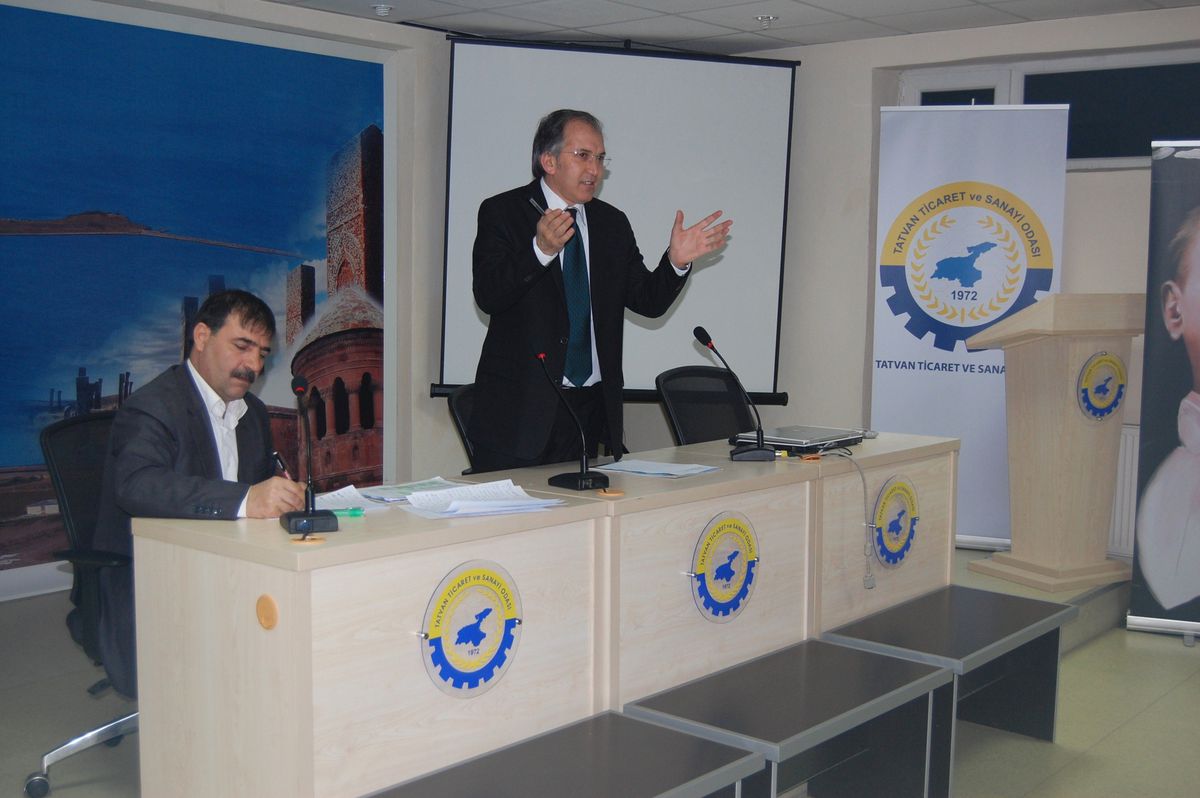 Tatvan\'da Mühendisler ve Mimarlar Toplantısı