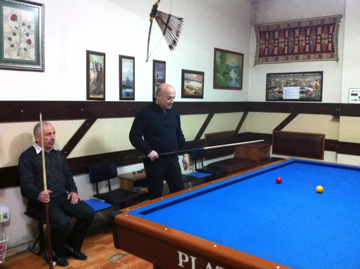 Akyazı Belediyesi\'nden 3 Bant Bilardo Turnuvası