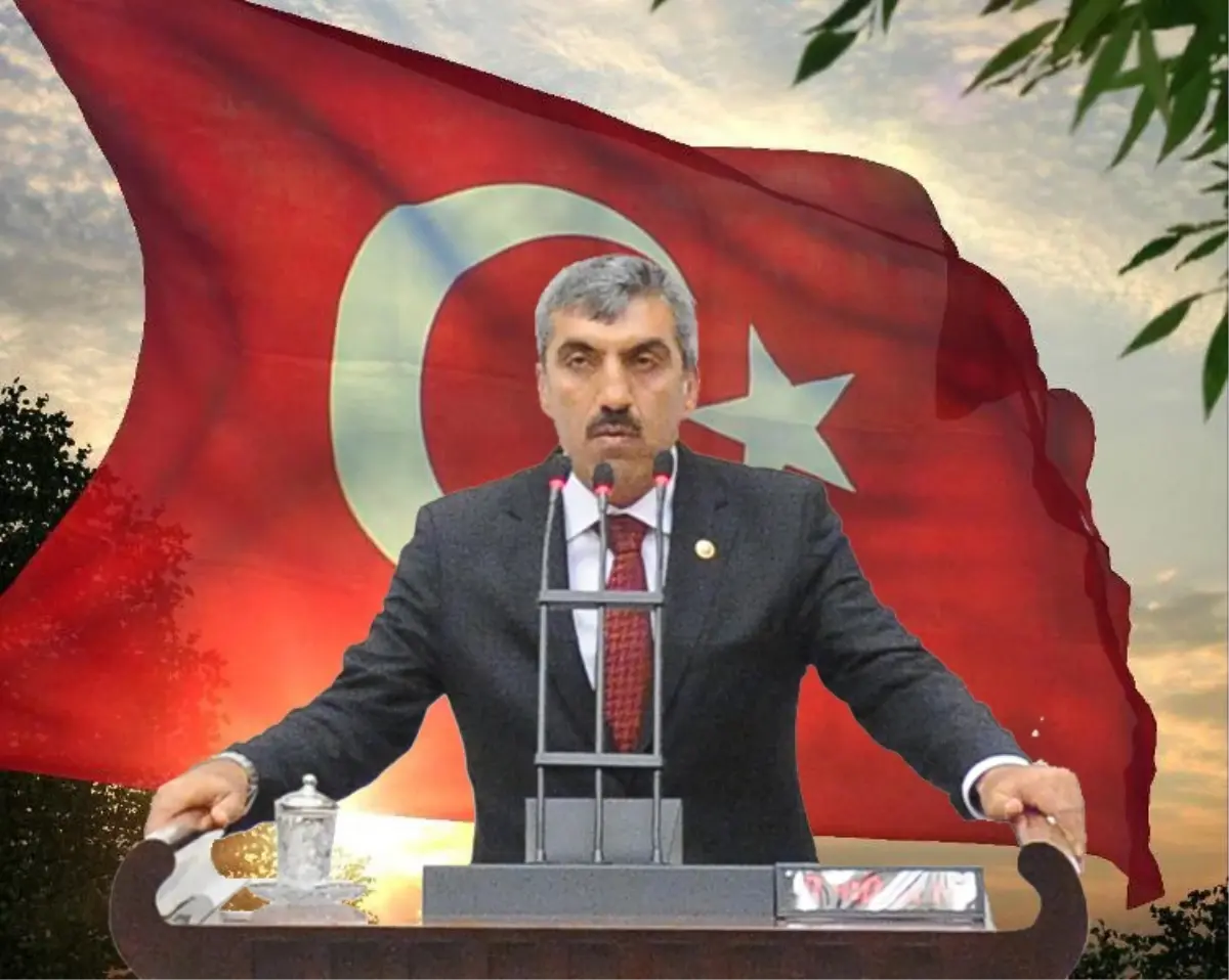 Dal, "Mehmet Akif Dünya Çapında Şairdir"