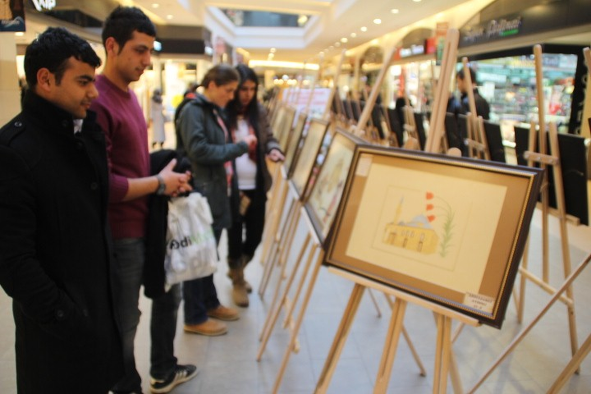 Erzurum Avm\'de "Tarihin Renkleri" Resim Sergisi Açıldı