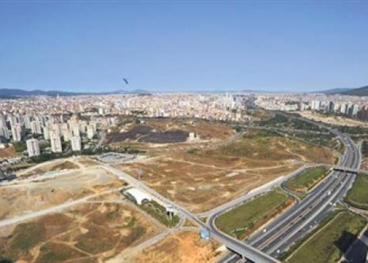 Finans Merkezi 1 Yıl Gecikecek