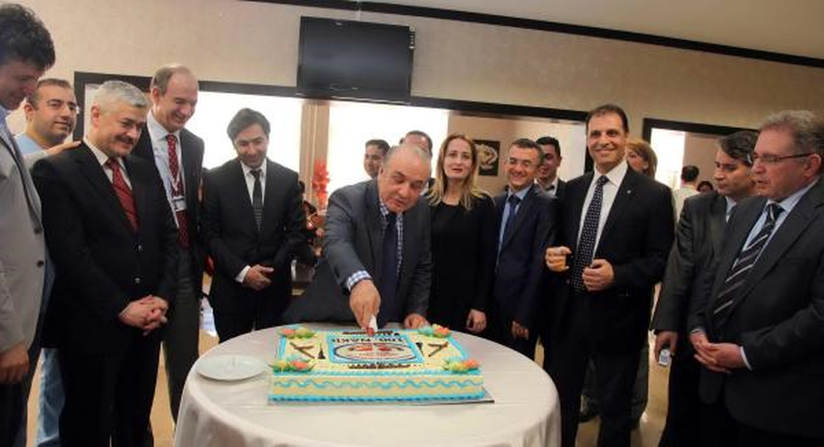 Gaziantep\'te 100\'üncü Organ Nakline Pastalı Kutlama