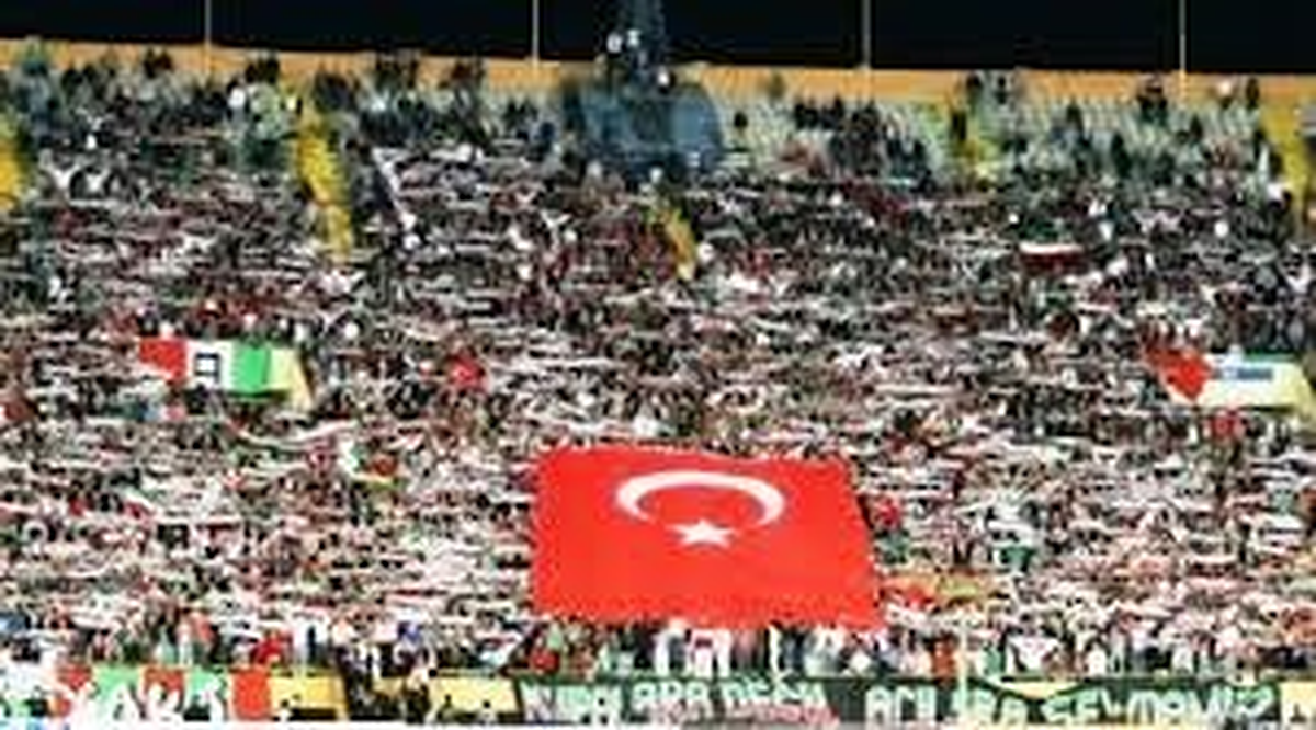 Göztepe - Karşıyaka Derbisi Eski Tarihine Alındı