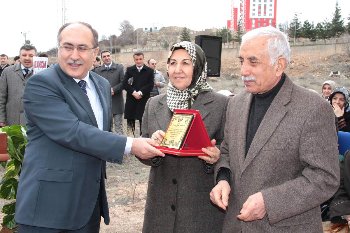 Hayırsever Neriman ve Yavuz Armağan Çiftinden Eğitime Katkı