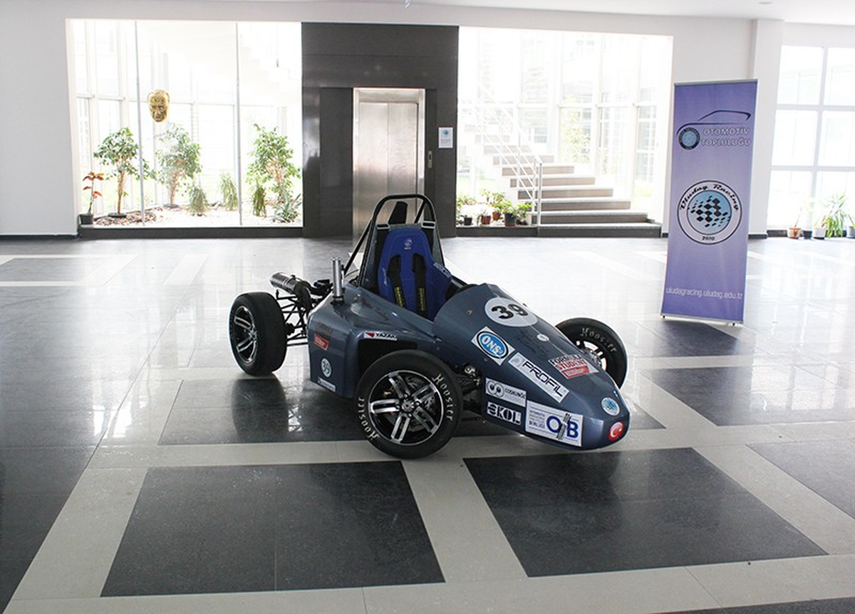 İlk Formula Aracımız İtalya Pistlerinde