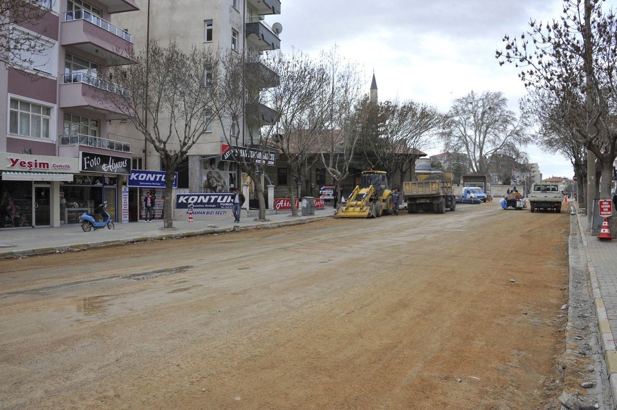İstasyon Caddesinde Düzenleme Çalışmaları Başladı