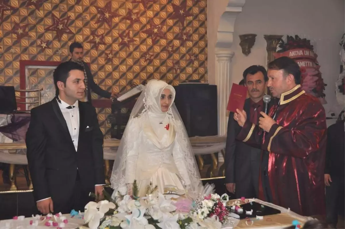 Karabalık Nikah Kıydı