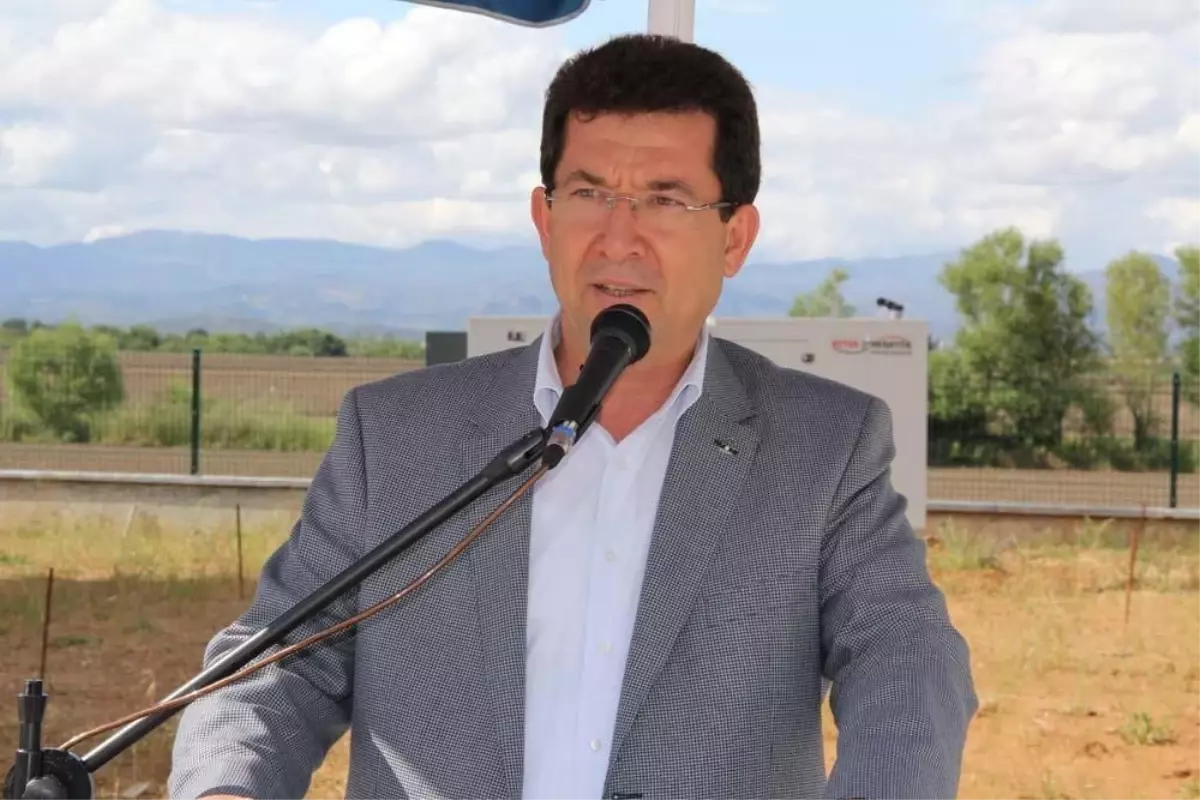 Kılınç; 'Akif, Örnek Bir Destan Adamıdır'