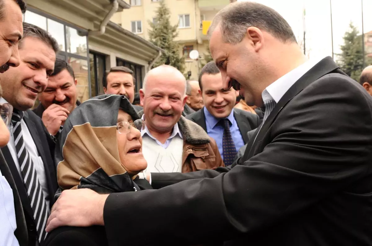 Mamak Belediye Başkanı Akgül, Sivil Toplum Kuruluşlarını Yalnız Bırakmıyor