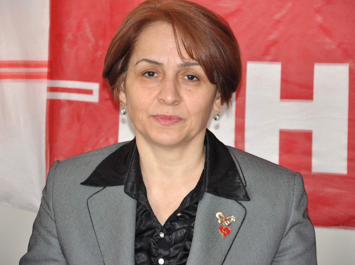 MHP Kadın Kolları, İstiklal Marşı\'nın Kabulünün Yıldönümünü Kutladı