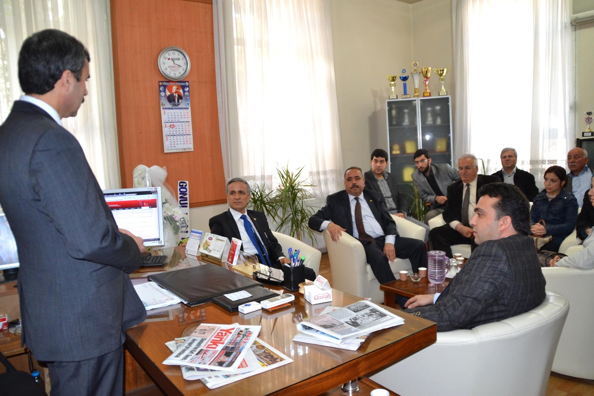 Milletvekili Yurttaş, Turgutlu\'da Ziyaretlerde Bulundu