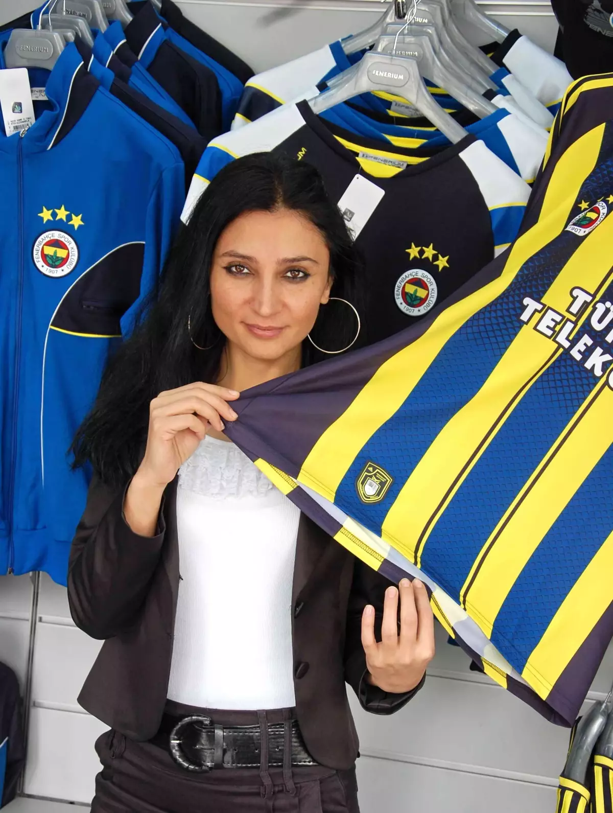 Simav\'daki Fenerium Tır\'ı Bursa Galibiyetinden Sonra Satış Rekoru Kırdı