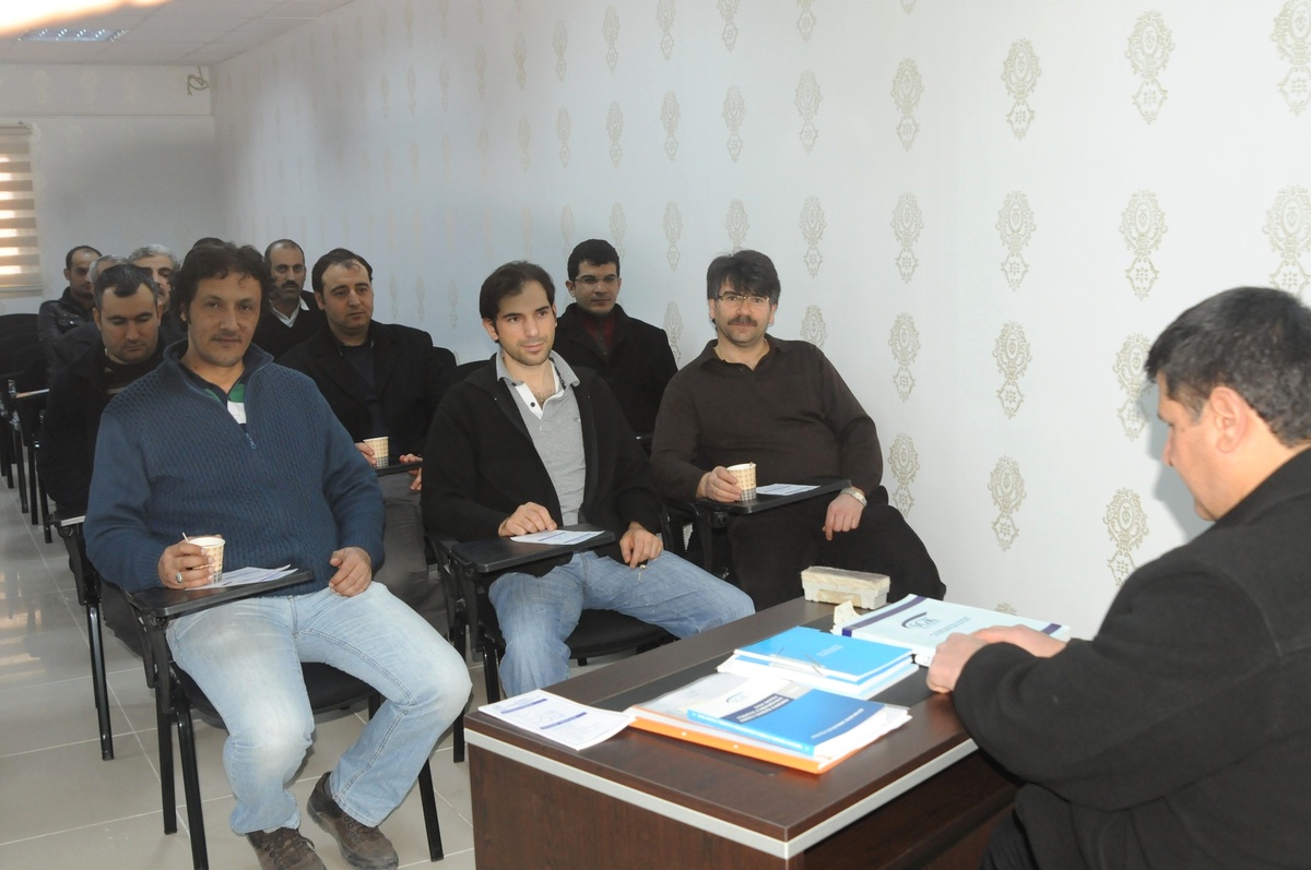 "Sosyal Güvenlik Reformunda Memurun Yeri" Semineri Düzelendi
