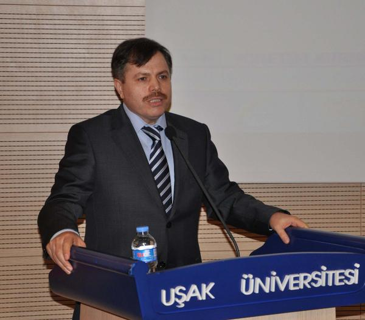 Uşak Üniversitesi, 56 Öğretim Üyesi Alacak