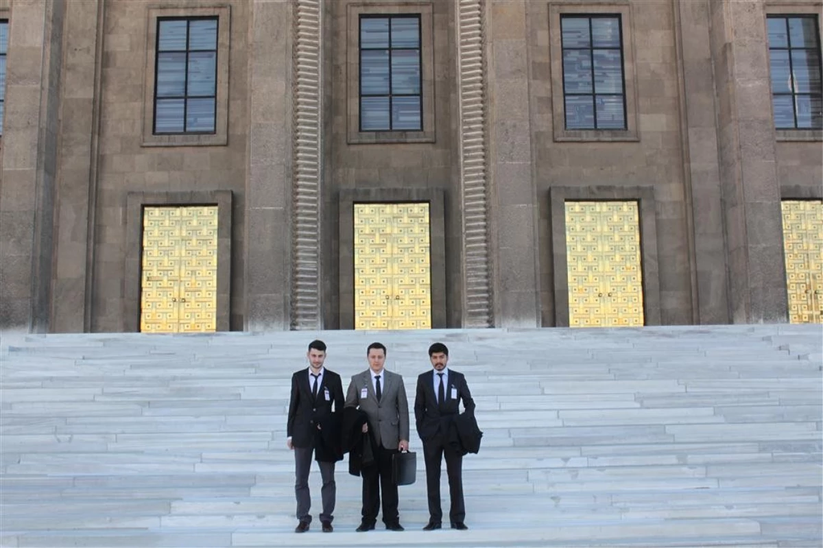 Akyazı Belediyesi Gençlik Meclisi\'nden Ankara Çıkartması