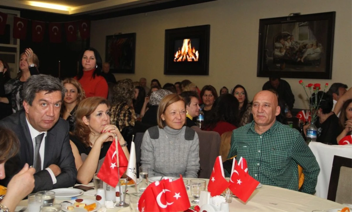 Başkan Öz, Emekçi Kadınlar Günü\'nde Balkan Derneği Kadınlarıyla Buluştu
