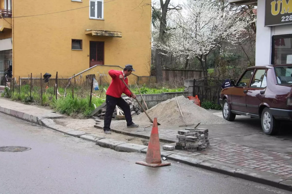 Belediyeden Kanalizasyon Arızalarına Anında Müdahale