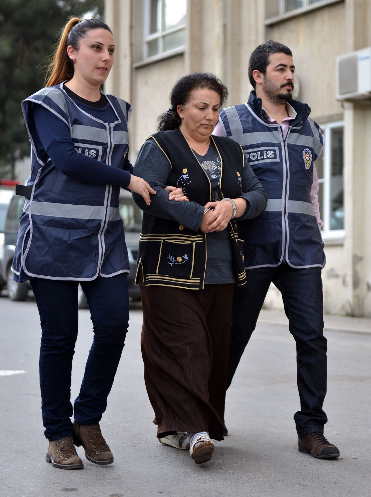 Bilezik Çalan Kadın Yakalandı
