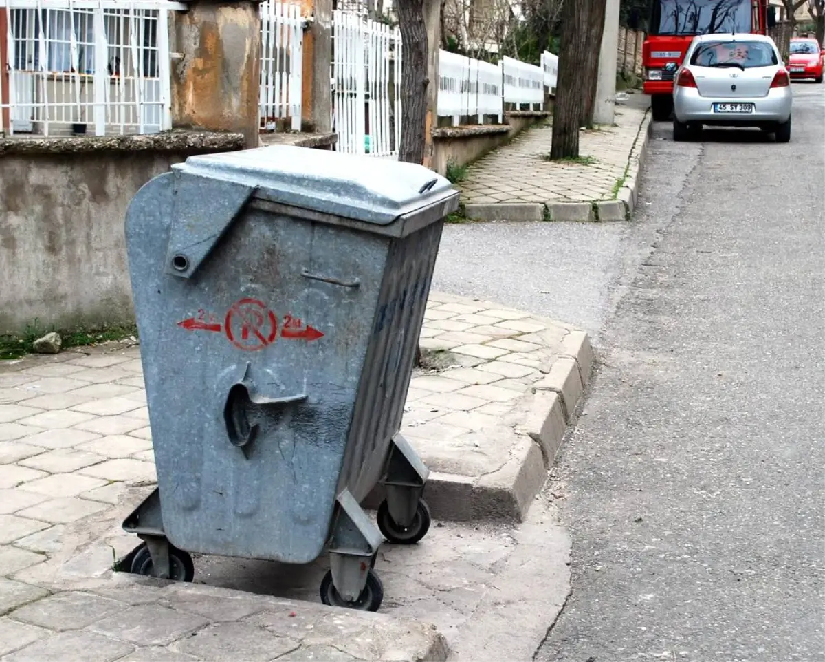 Bir Günlük Bebek Donmak Üzereyken Bulundu