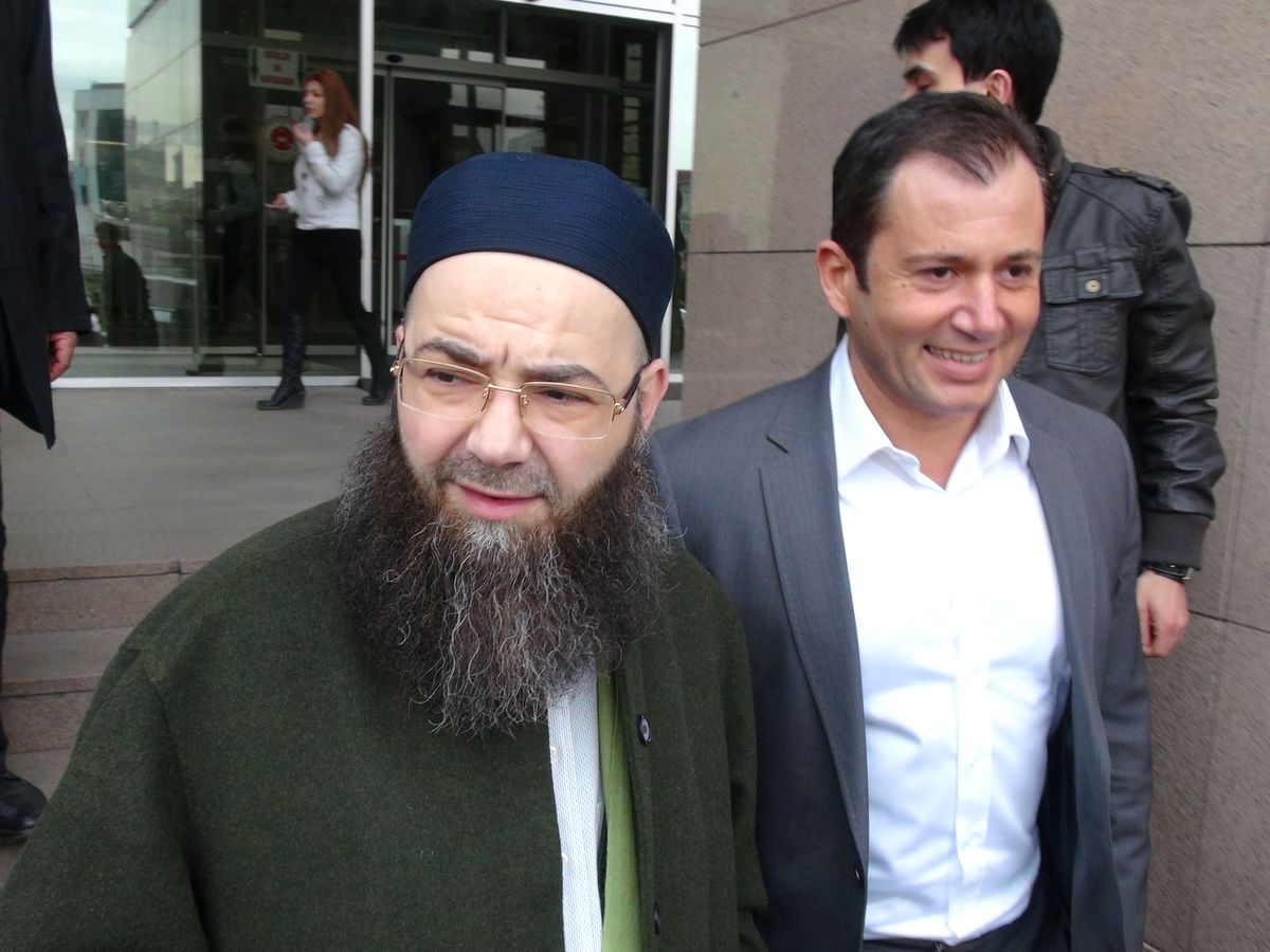 Cübbeli Ahmet Hoca Adliyede