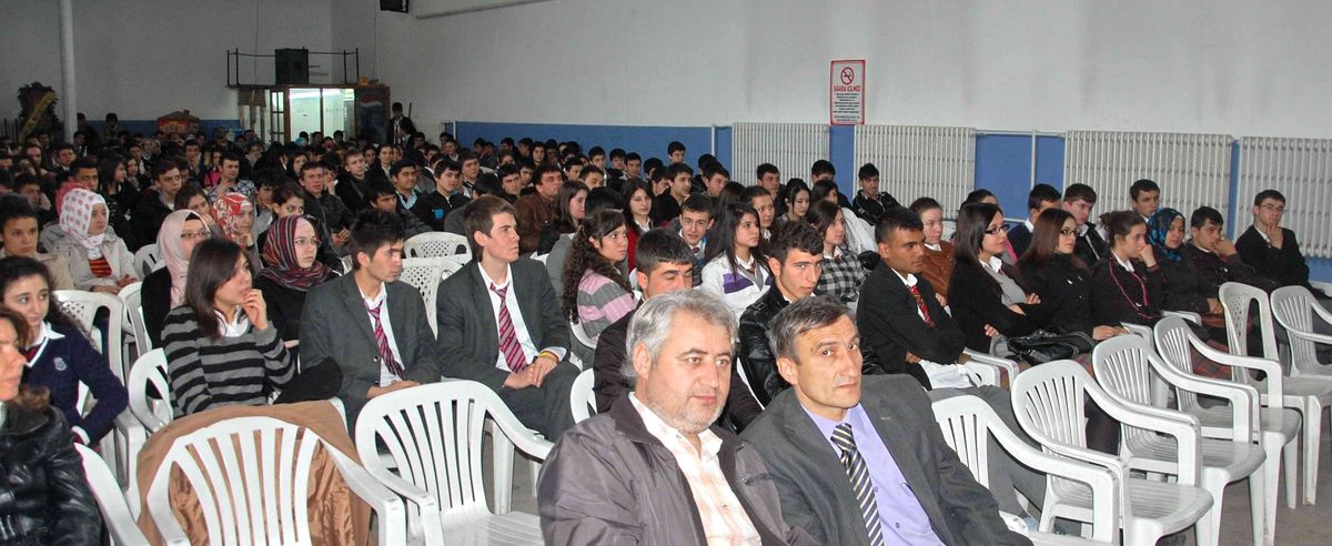 Emniyetten Öğrencilere Terör Uyarısı