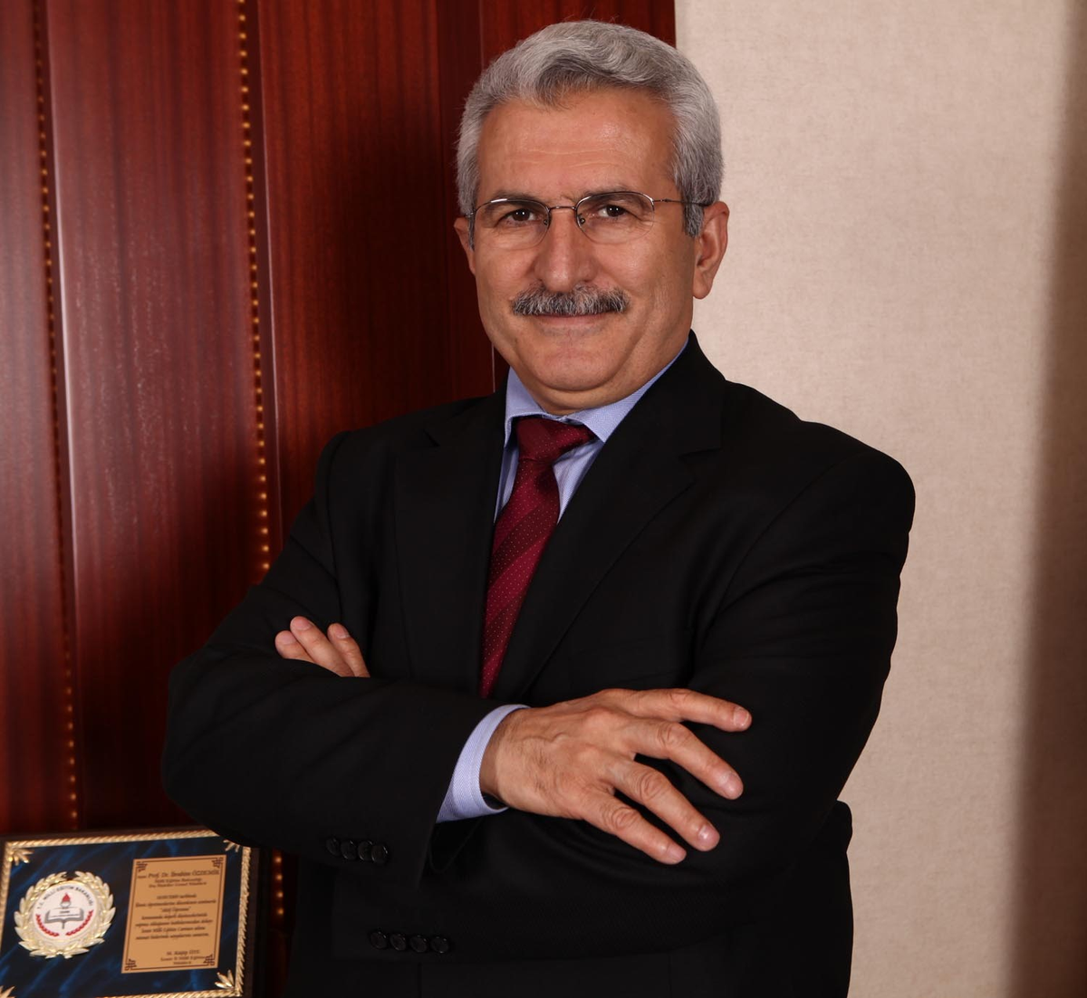 Hkü Rektörü Prof.dr. Özdemir, Sütçü İmam Üniversitesi\'nde Konferans Verecek