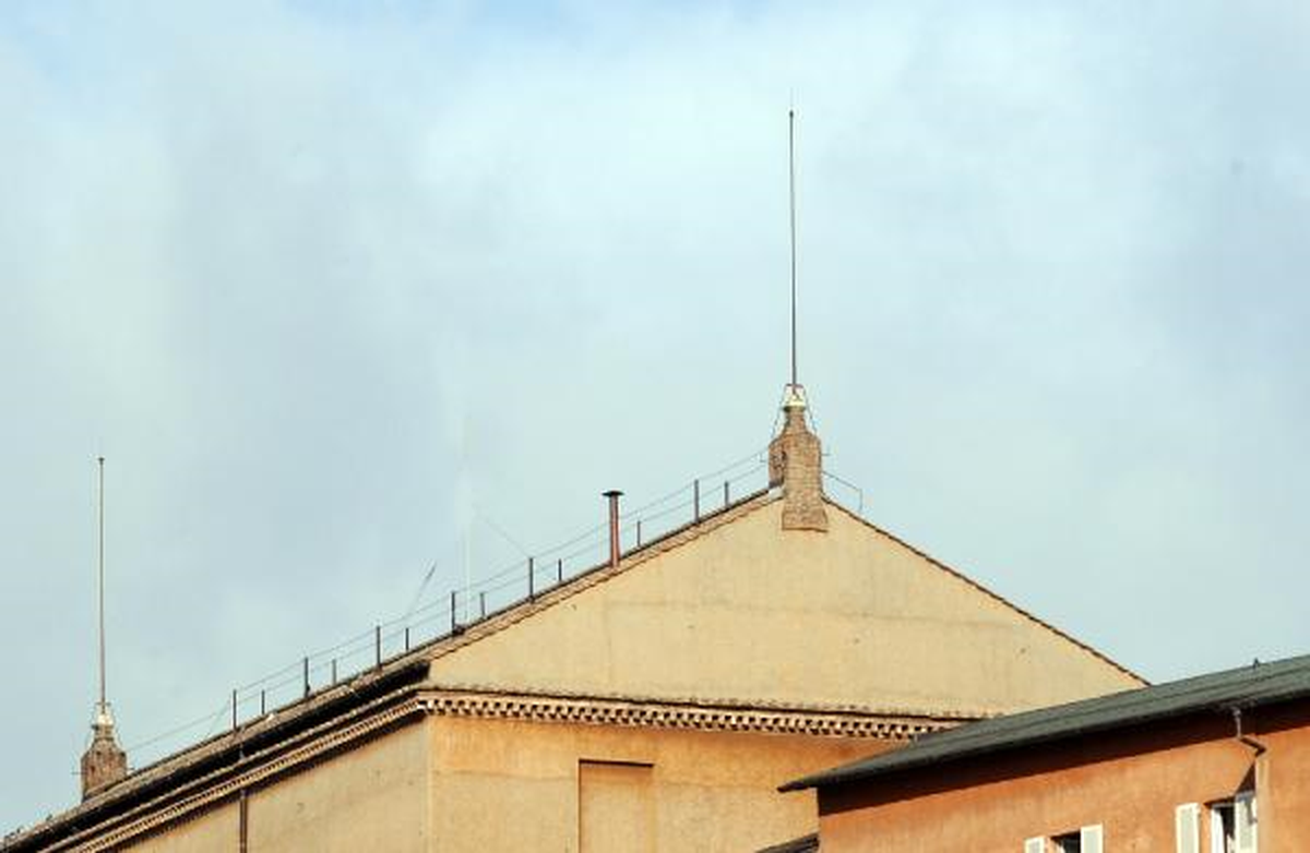 Kardinaller Bugün Kendilerini Şapele Kilitleyecek