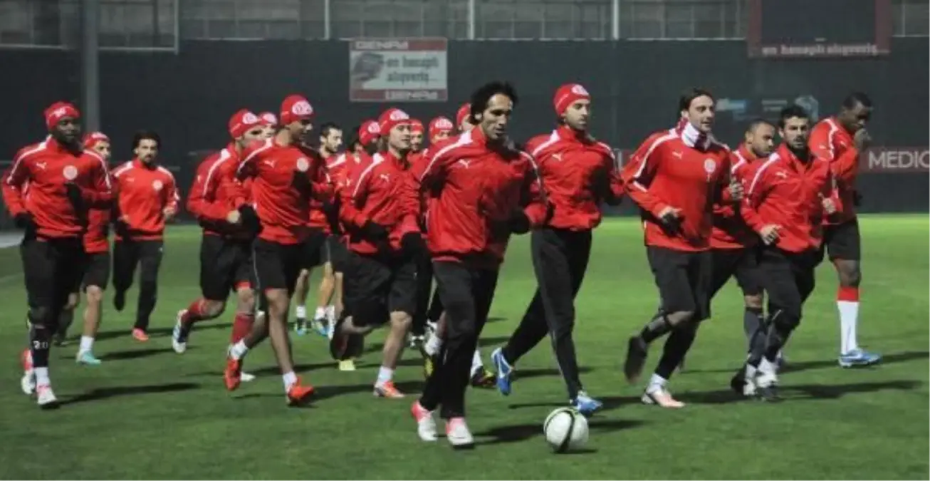 MP Antalyaspor, Galibiyete Hasret Kaldı