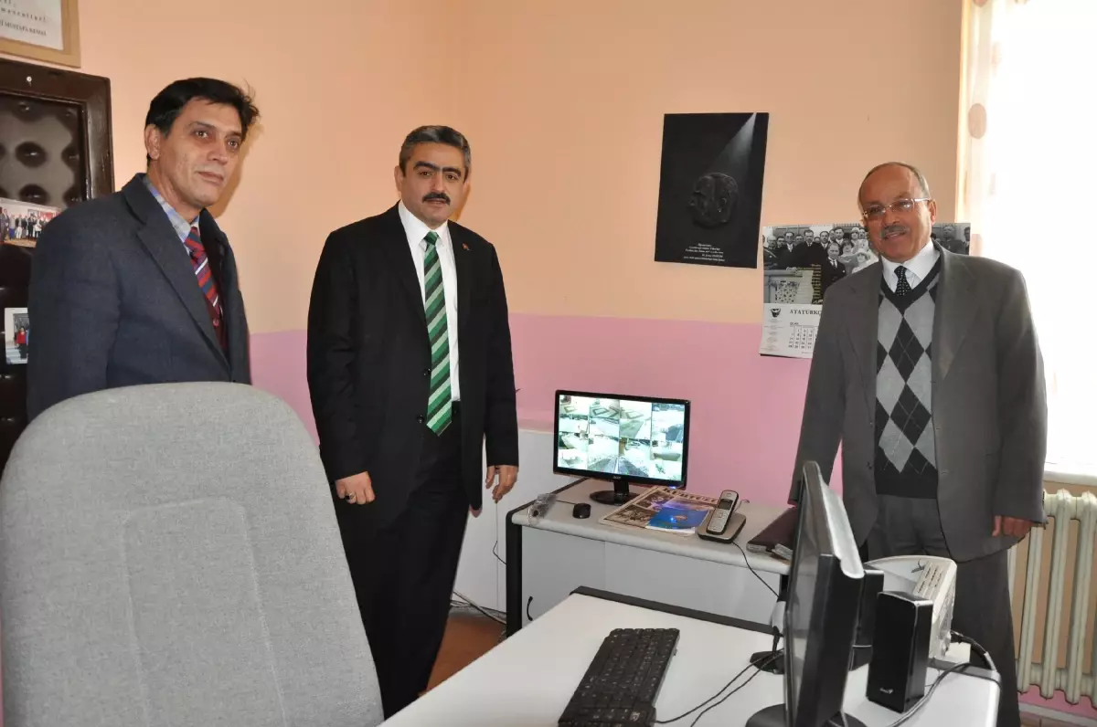 Nazilli Belediyesi'nden İlköğretim Okuluna Kamera Sistemi