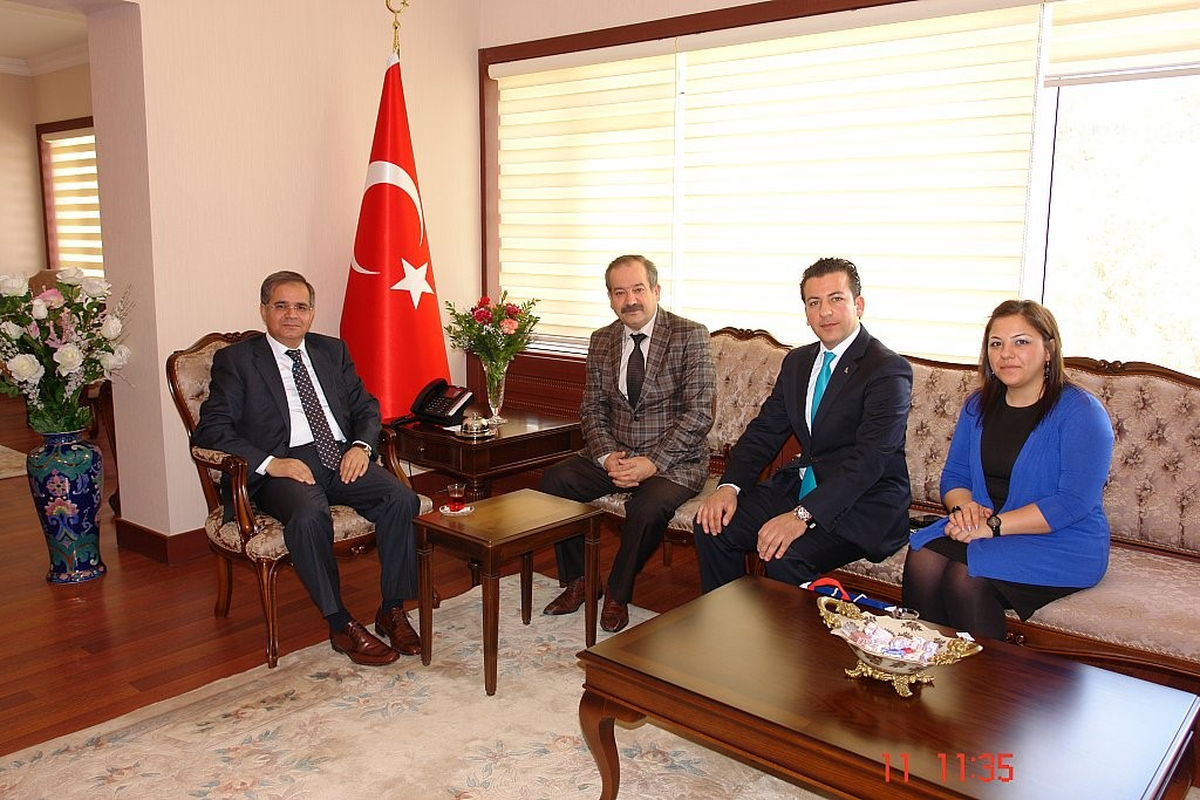 Primer Hospital\'dan, Vali Tapsız\'a Ziyaret