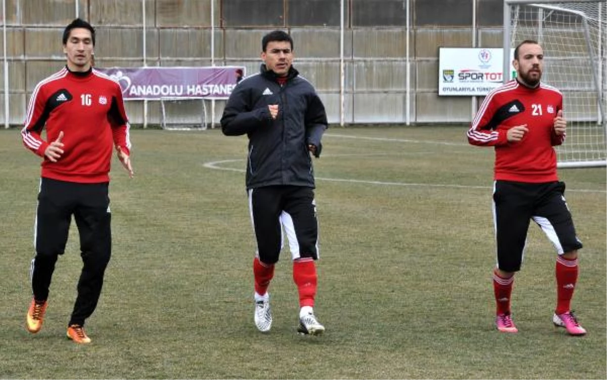 Sivasspor Akhisar\'a Hazırlanıyor