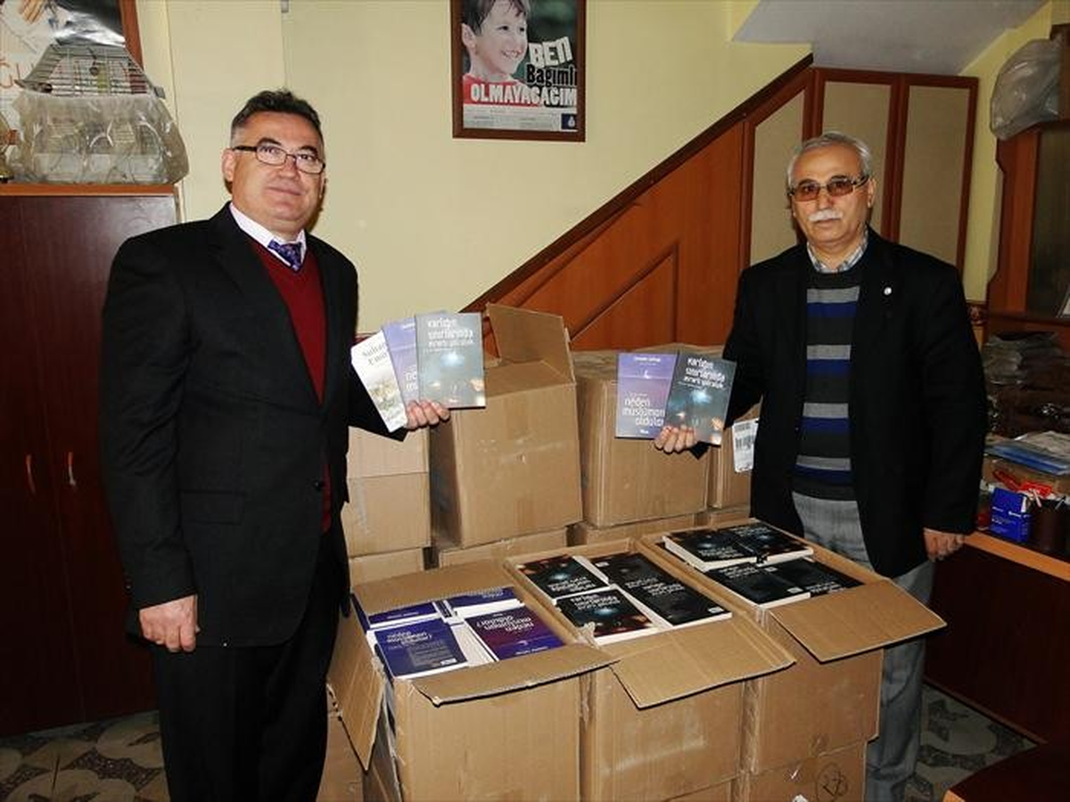 Yeşilay 5 Bin Kitap Dağıtıyor