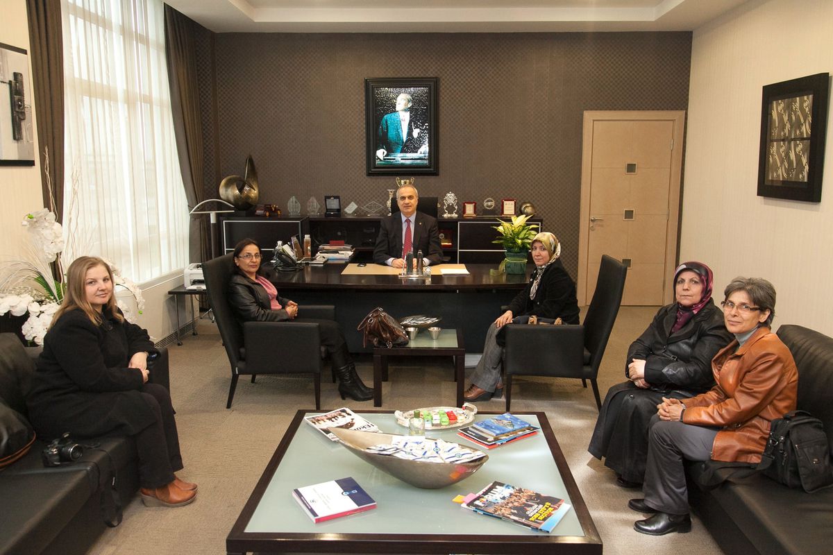 AK Parti Adapazarı İlçe Kadın Kollarından, Satso\'ya Ziyaret