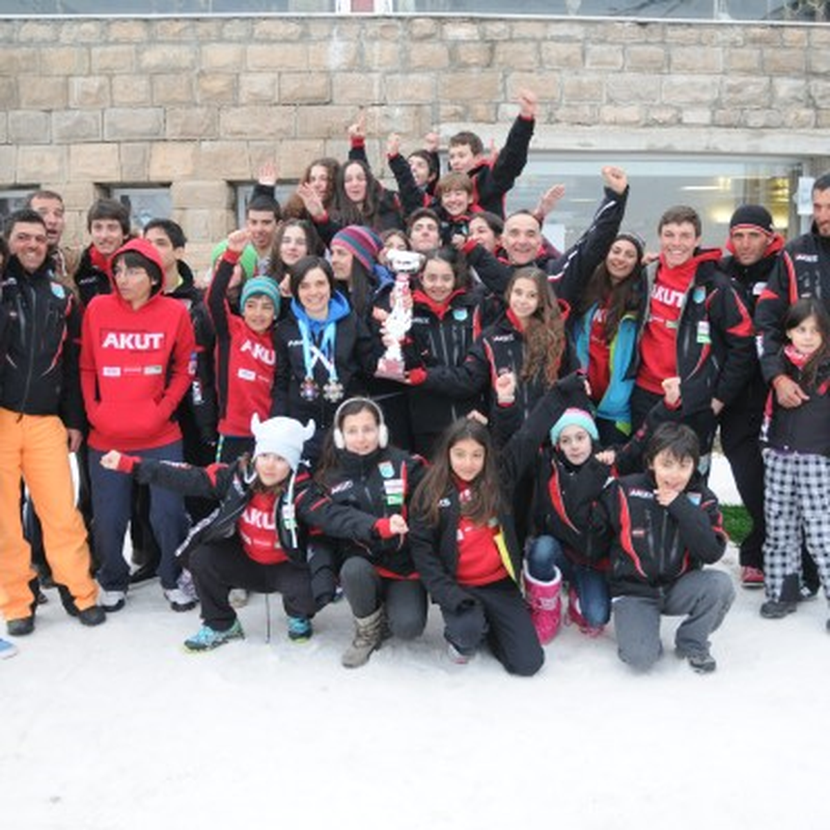 Akut Spor Kulübü Kar Sporları Madalyalarla Döndü