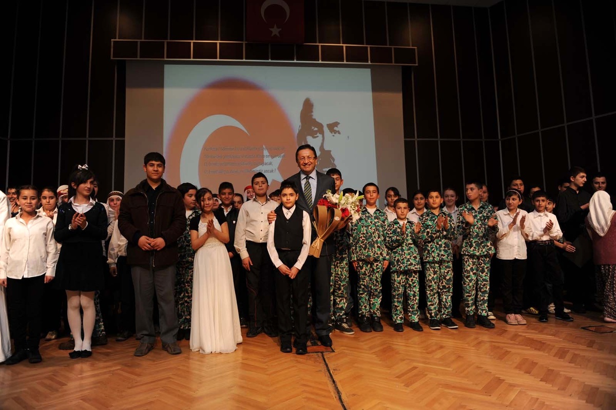 Altındağlı Gençlerden Mehmet Akif Ersoy\'u Anma Programı