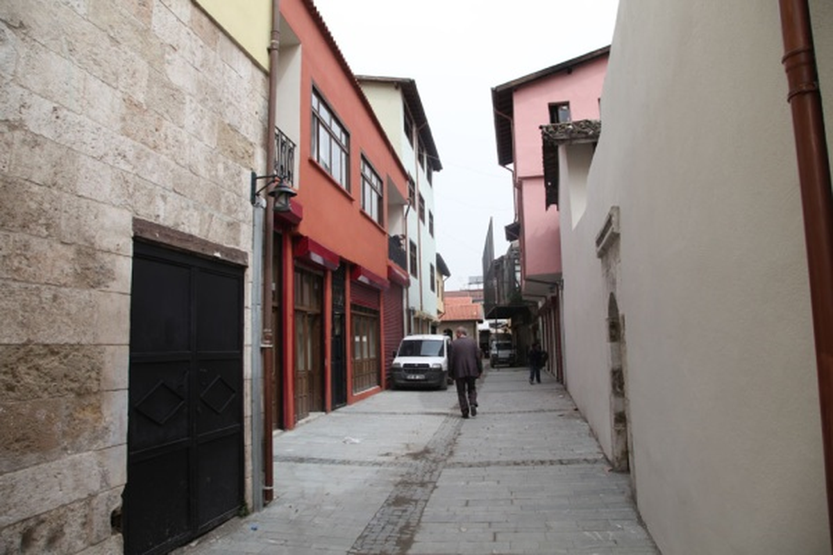 Antakya Sokakları Hayat Buluyor