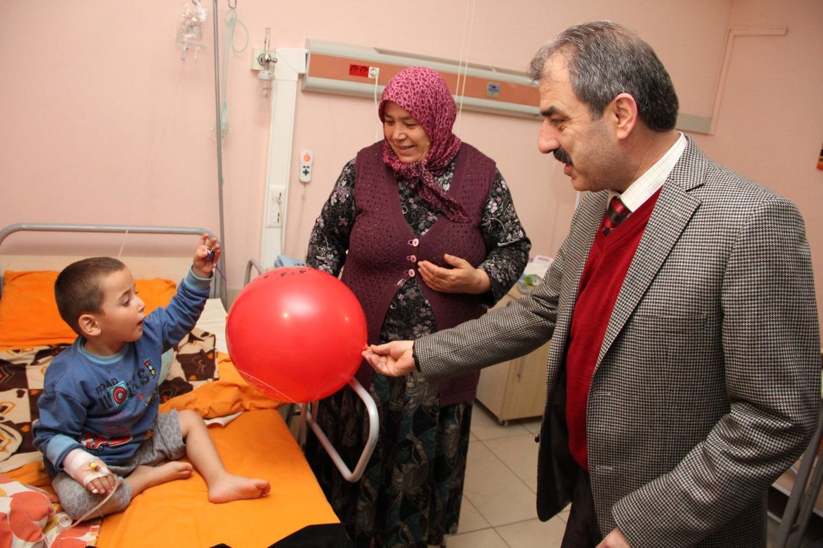 Başkan Dinç\'ten Hastane Ziyareti
